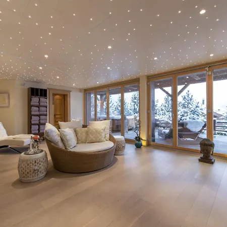 Celestial Heights At Kitzbuehel: Luxury Chalet Apartament Kitzbühel